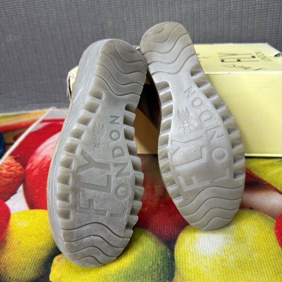 Fly London Women's Beige Wedge Sandals Size 36 Elegant Platform Shoes - Picture 6 of 7